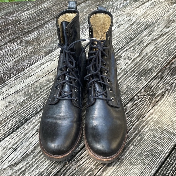 Frye Veronica Combat Boot Bootie lace up 3476276 9B 9 - Picture 11 of 11